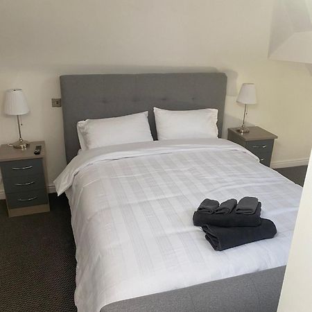 Spacious 2 Bedroom Apartment Liverpool Esterno foto