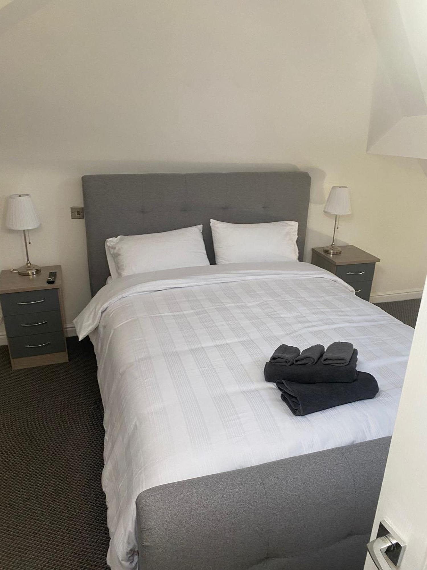 Spacious 2 Bedroom Apartment Liverpool Esterno foto
